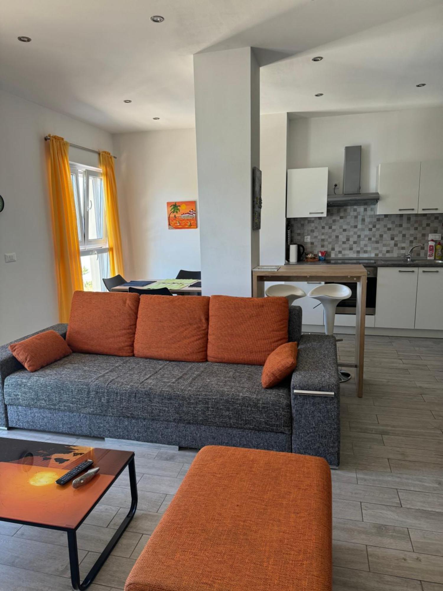 Oki Apartment Gradac  Bagian luar foto