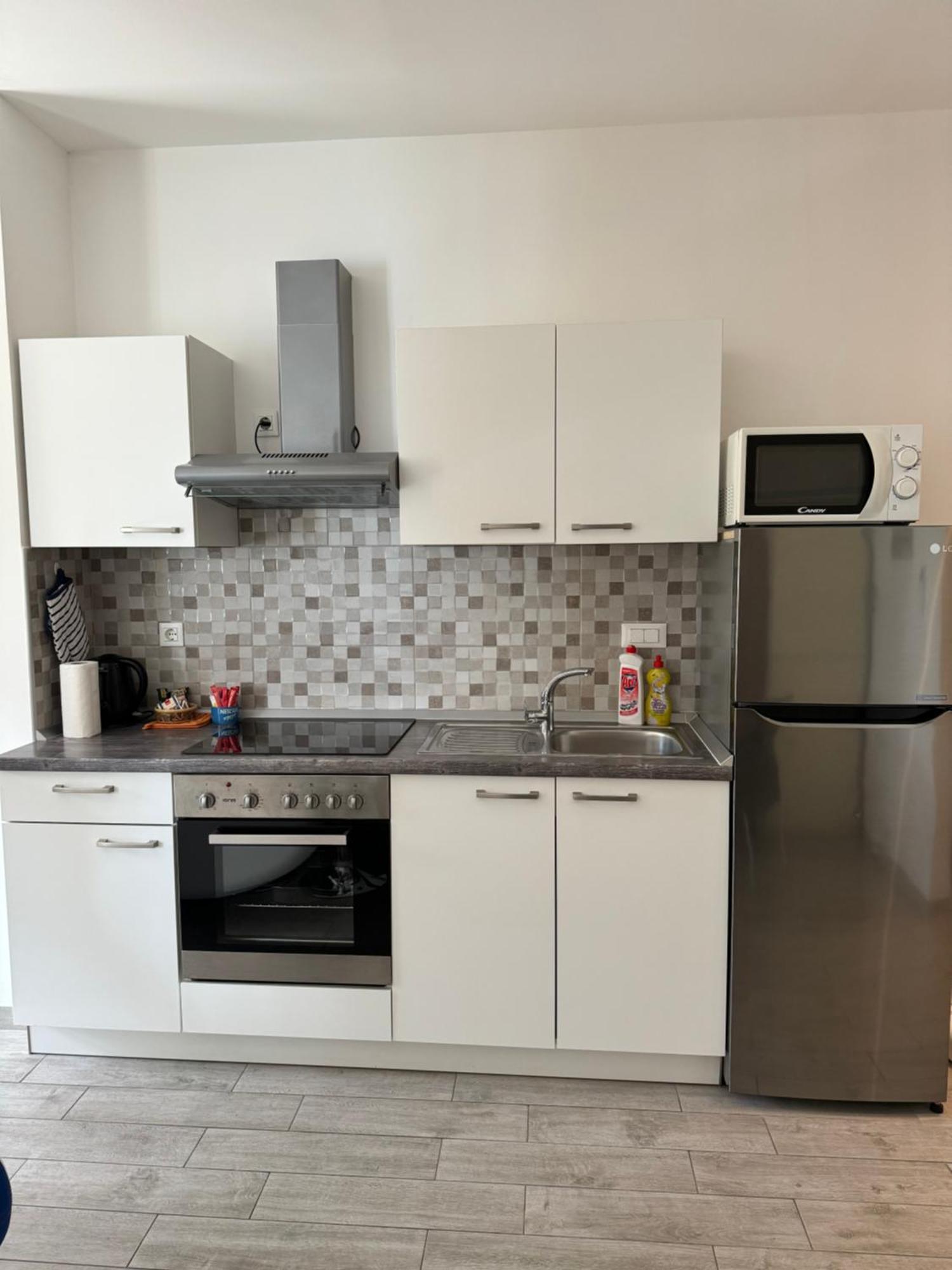 Oki Apartment Gradac  Bagian luar foto