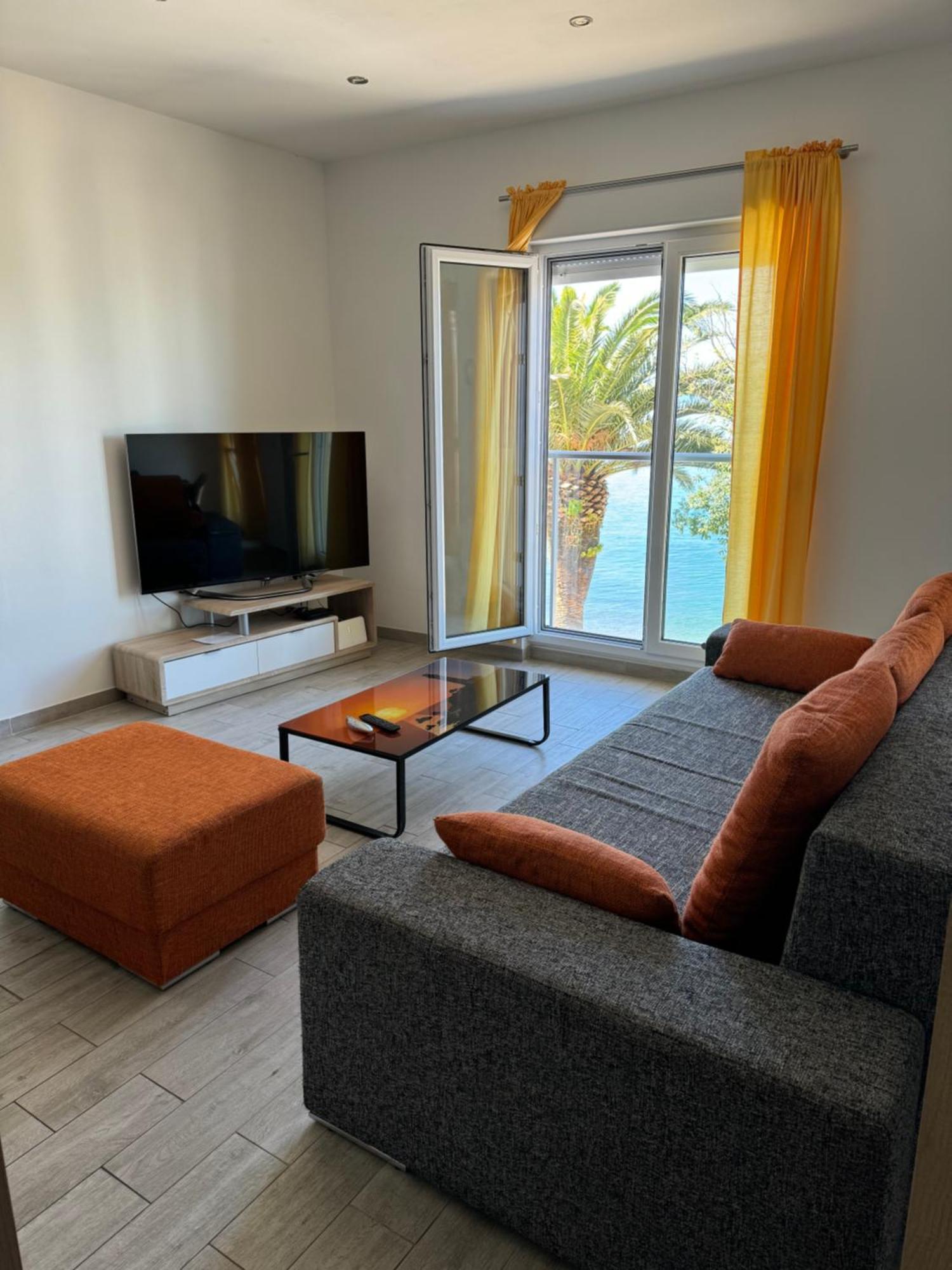 Oki Apartment Gradac  Bagian luar foto