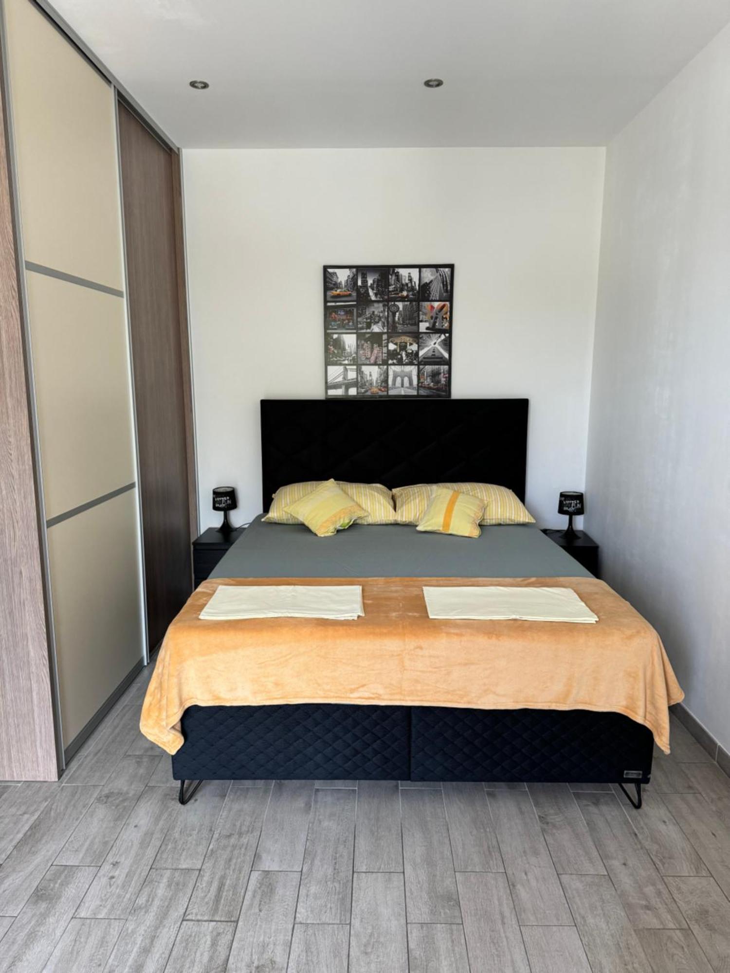 Oki Apartment Gradac  Bagian luar foto