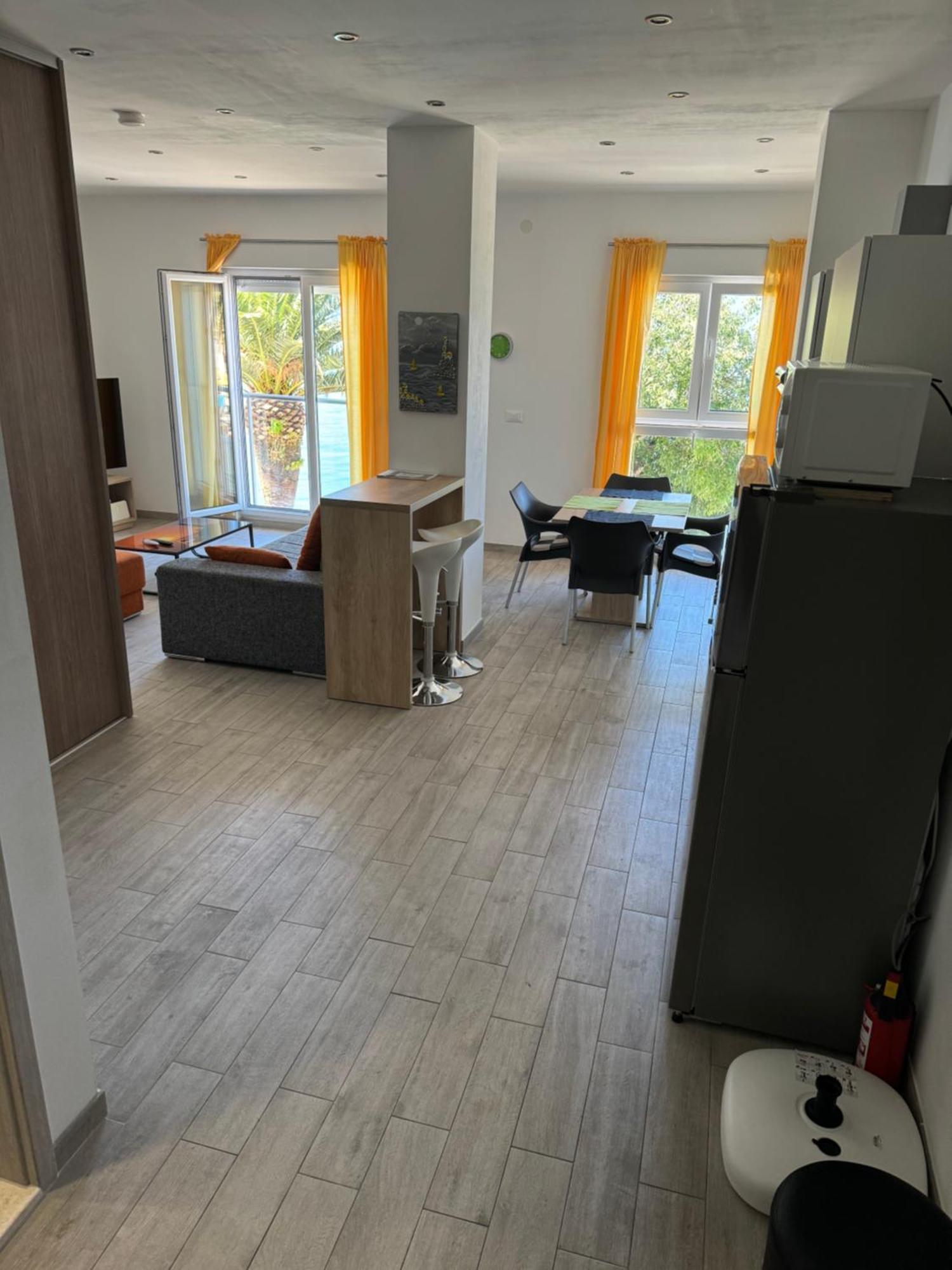 Oki Apartment Gradac  Bagian luar foto